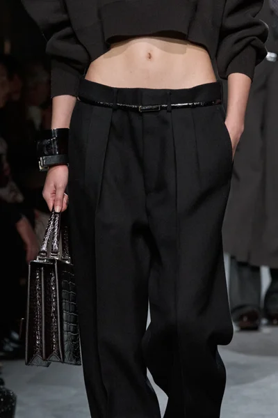 Look 21